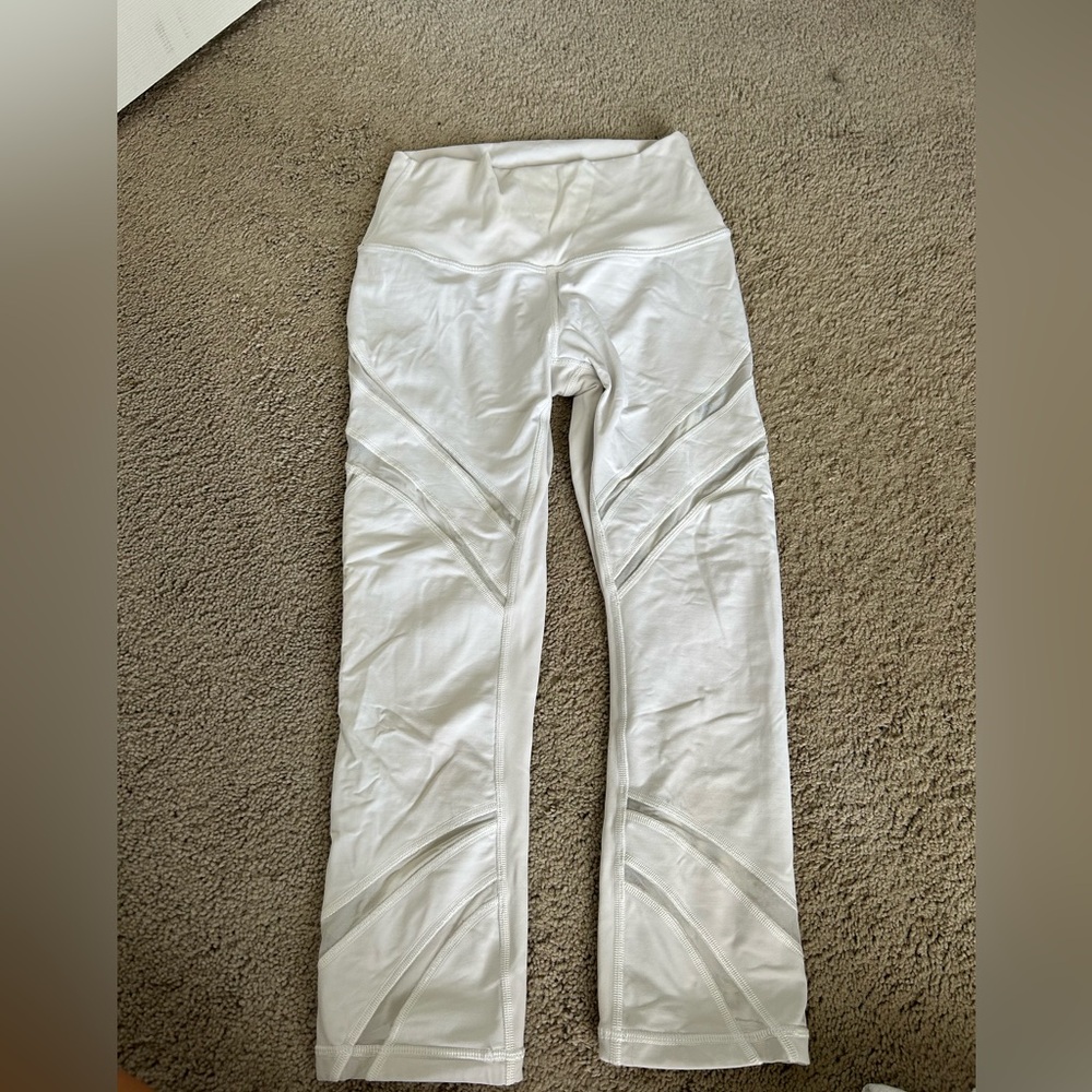 LULULEMON- leggings- size 2- white+grey